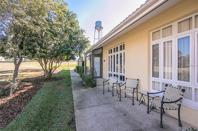 1st image of 1552 Highland Park Dr N #7
