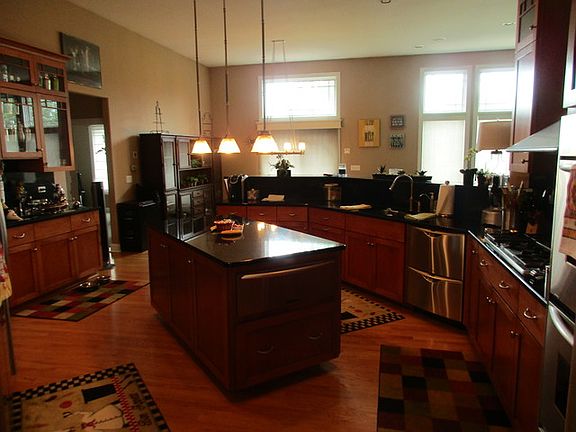5th image of 25645 S Kensington Ln