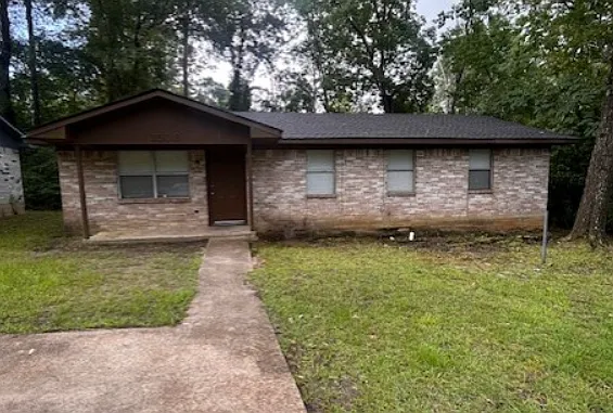 1506 Briarwood Dr