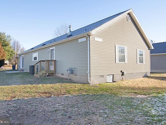 4th image of 117 Begonia Ln #86