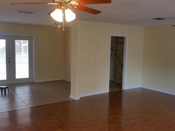 5th image of 6320 S Lansdale Cir