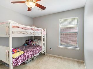 415 Livingstone Ln, League City, TX 77573