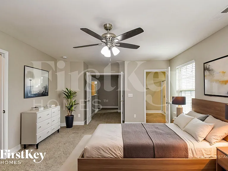 1004 Magnolia Farm Way — Photo 6