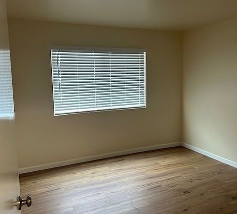 2nd image of 1220 Edgeworth Ave APT 104