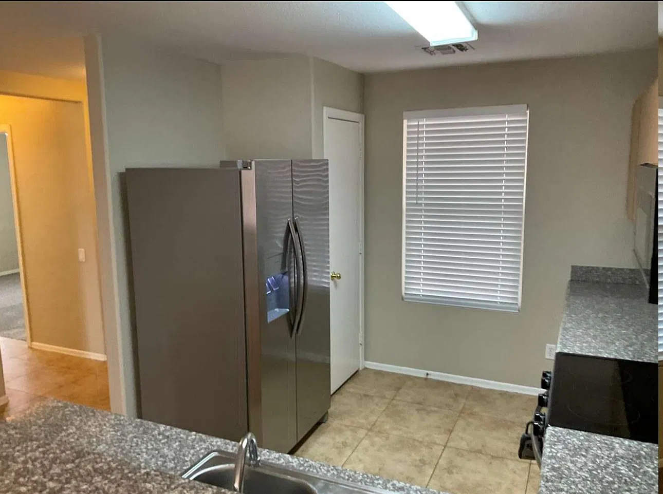 3 bed, 1181 sqft, $1,045 — Photo 2