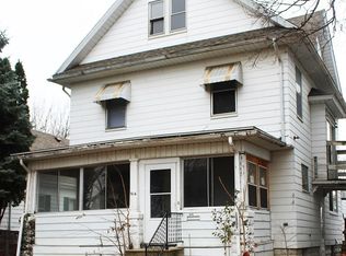 914 W 6th St, Waterloo, IA 50702