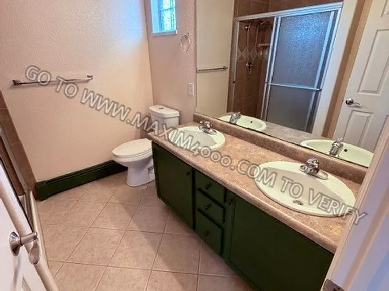 255 Sargent Cir — Photo 14