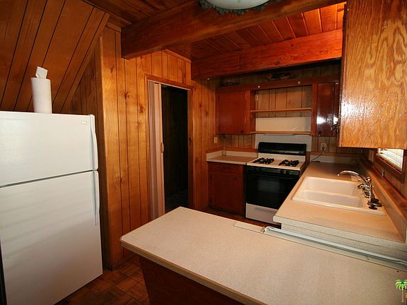 3rd image of 728 Elysian Blvd