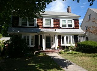 15 Houston St, West Roxbury, MA 02132