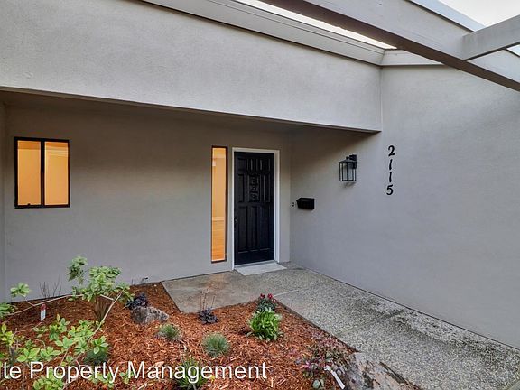 2nd image of 2115 Espana Ct