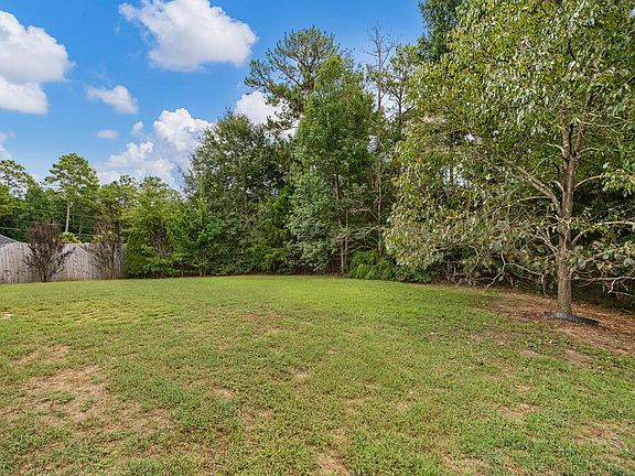 3rd image of 1449 Cummings Rd
