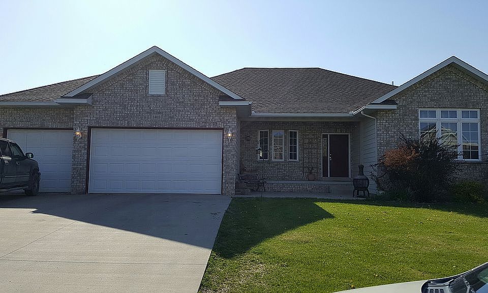 1st image of 1403 Singing Hills Dr SE