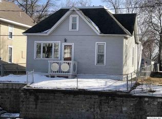 543 4th St NE, Mason City, IA 50401