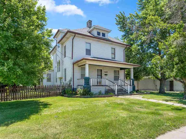 1607 E Washington St, Washington, IA 52353