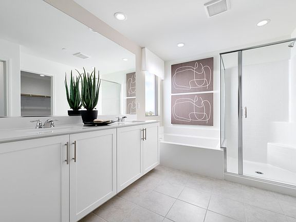 Owner s Bathroom Model at Pathway at Cimarron Ridge