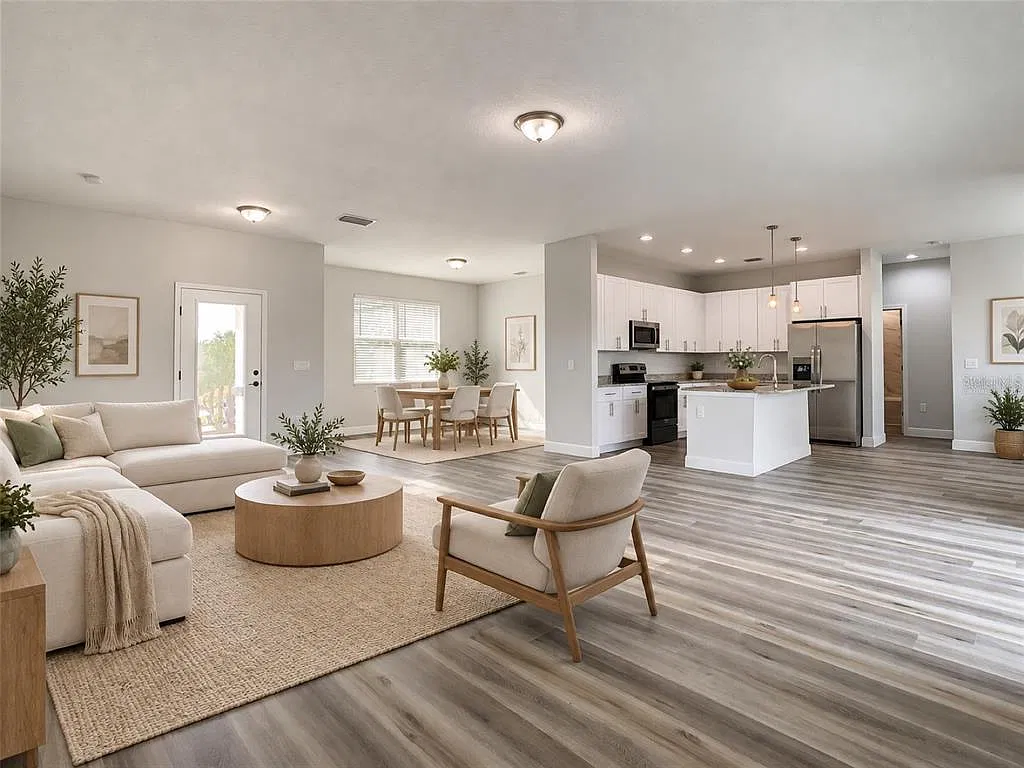 4 bed, 2.5 bath, 1903 sqft, $2,397 — Photo 2