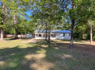 146 Loftis Dr, Jesup, GA 31545