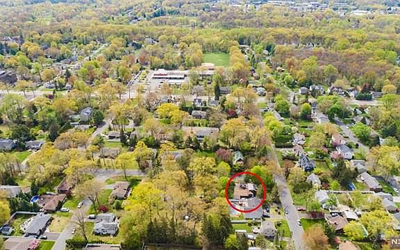 5th image of 224 Rockland Ave