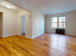 18-20 21st Ave #1G, Astoria, NY 11105
