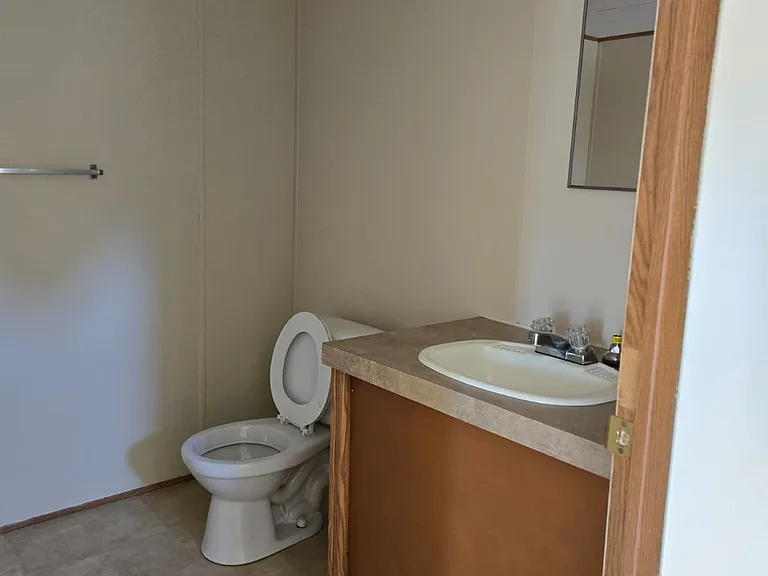 304 E Maxanna Blvd — Photo 8