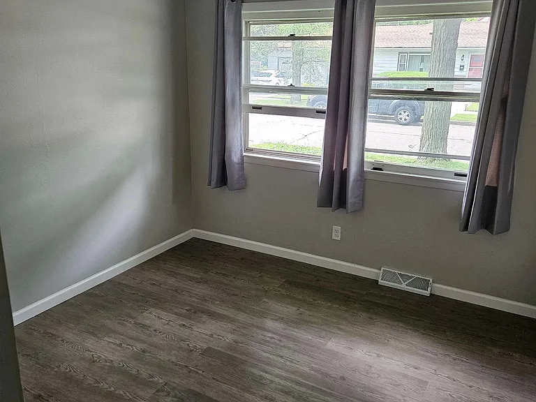 6130 W Fairmount Ave #6130 W FAIRMOUNT AVE — Photo 4