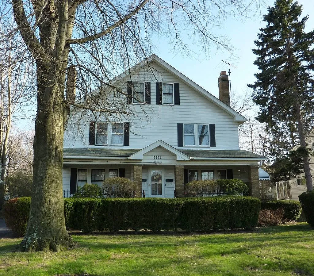 3794 Mayfield Rd photo 1