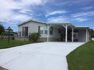 1052 Thrush Cir, Micco, FL 32976