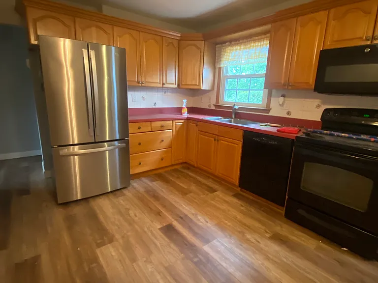 78 Water St — Photo 3