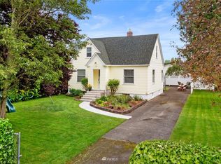 2246 McHugh Ave, Enumclaw, WA 98022