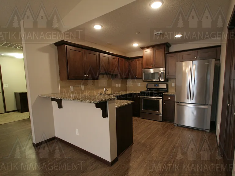 2581 Hawk Ridge Ct SE — Photo 12