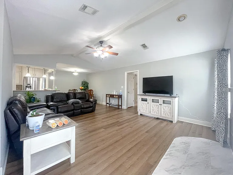 406 Rena Rd — Photo 9