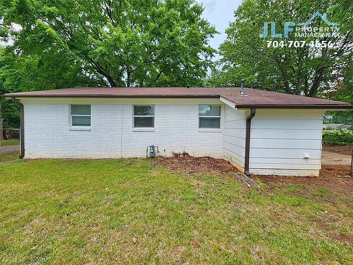 1531 E Liberty St — Photo 15