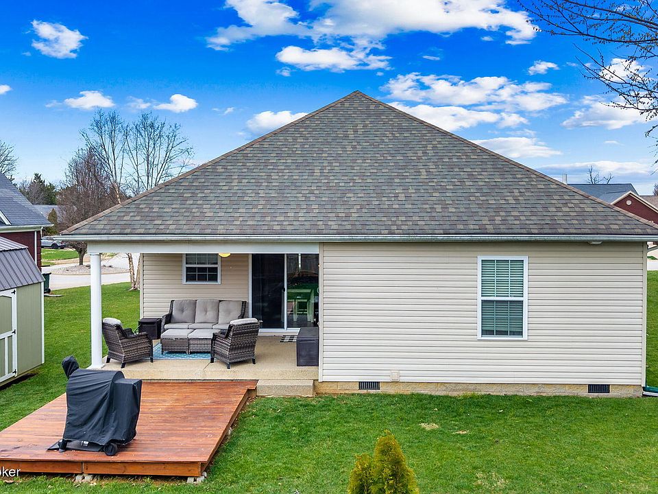2nd image of 279 Hill Terrace Dr