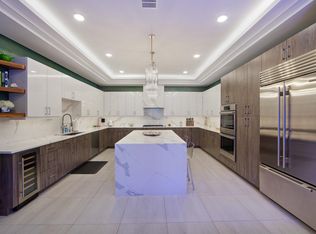 606 Undercliff Ave, Edgewater, NJ 07020