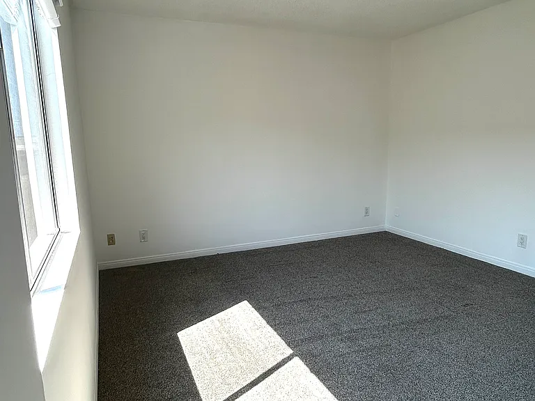 606 Raymond Ave #4 — Photo 17