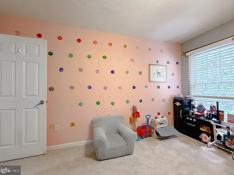 23118 Silverberry Way — Photo 34