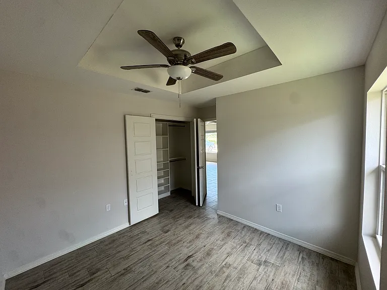 1605 Los Alamos St #A — Photo 13