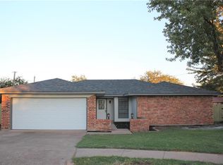 3 Saint Stephens Ct, Wichita Falls, TX 76310