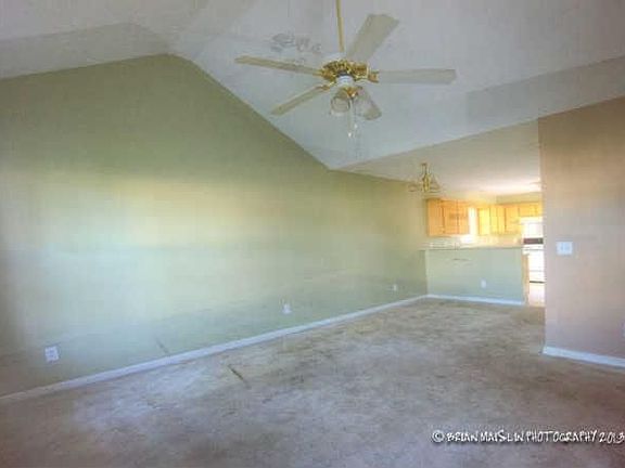 4th image of 2742 Oxford Hall Ave