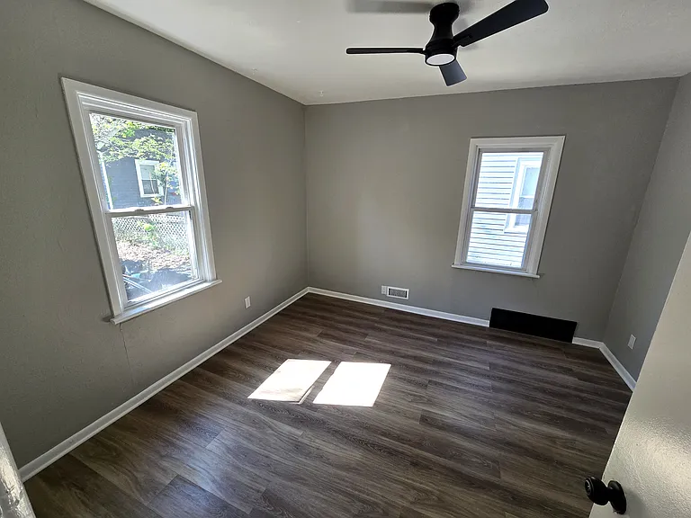 15788 Mandalay Ave #2 — Photo 6