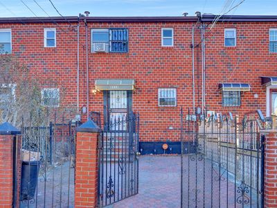 534 Warwick Street, Brooklyn, NY, 11207