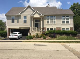 2878 N Greenwood Ave #1003, Arlington Heights, IL 60004
