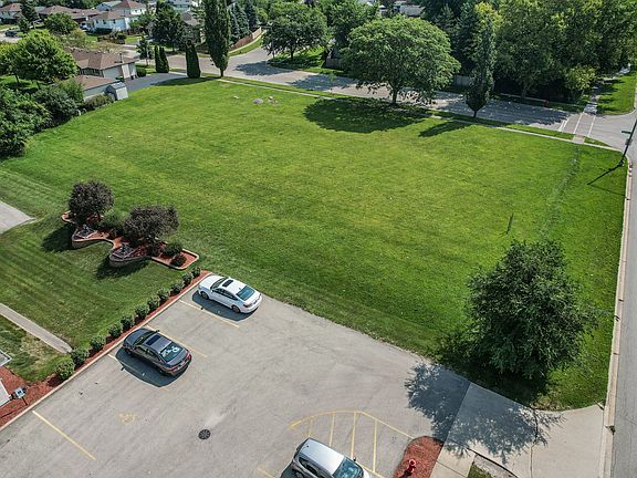 2nd image of 3001 Theodore St