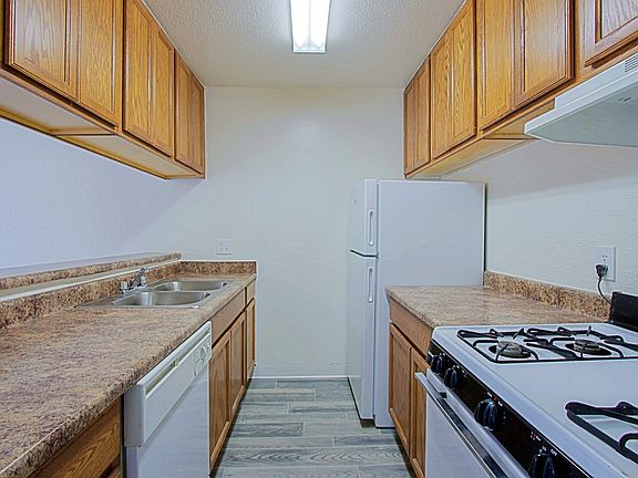 5th image of 1717 W Glendale Ave APT 1012