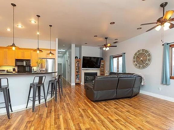 5th image of 3742-3746 Mississippi St #3744