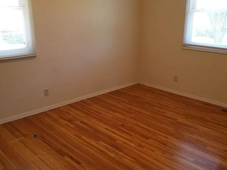 12429 Westwood Ln — Photo 5
