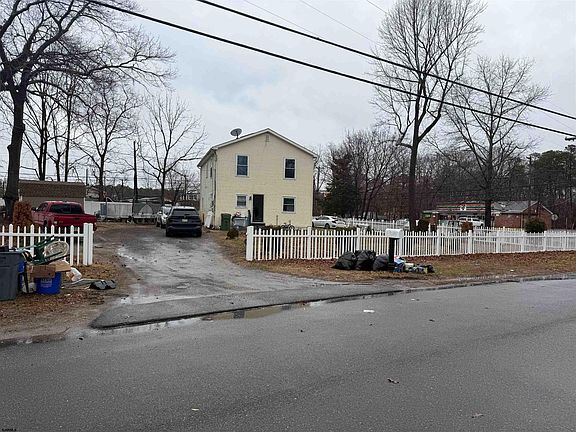 2nd image of 34 Pineview Ave