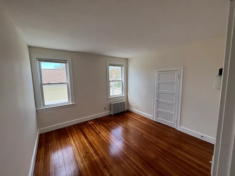 138 Sandringham Ave #1 — Photo 7