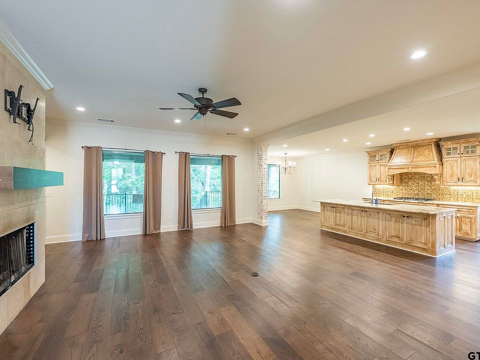 1st image of 2614 Barton Creek Cir