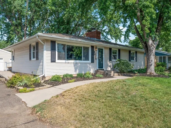 4815 Sharon Ln, White Bear Lake, MN 55110